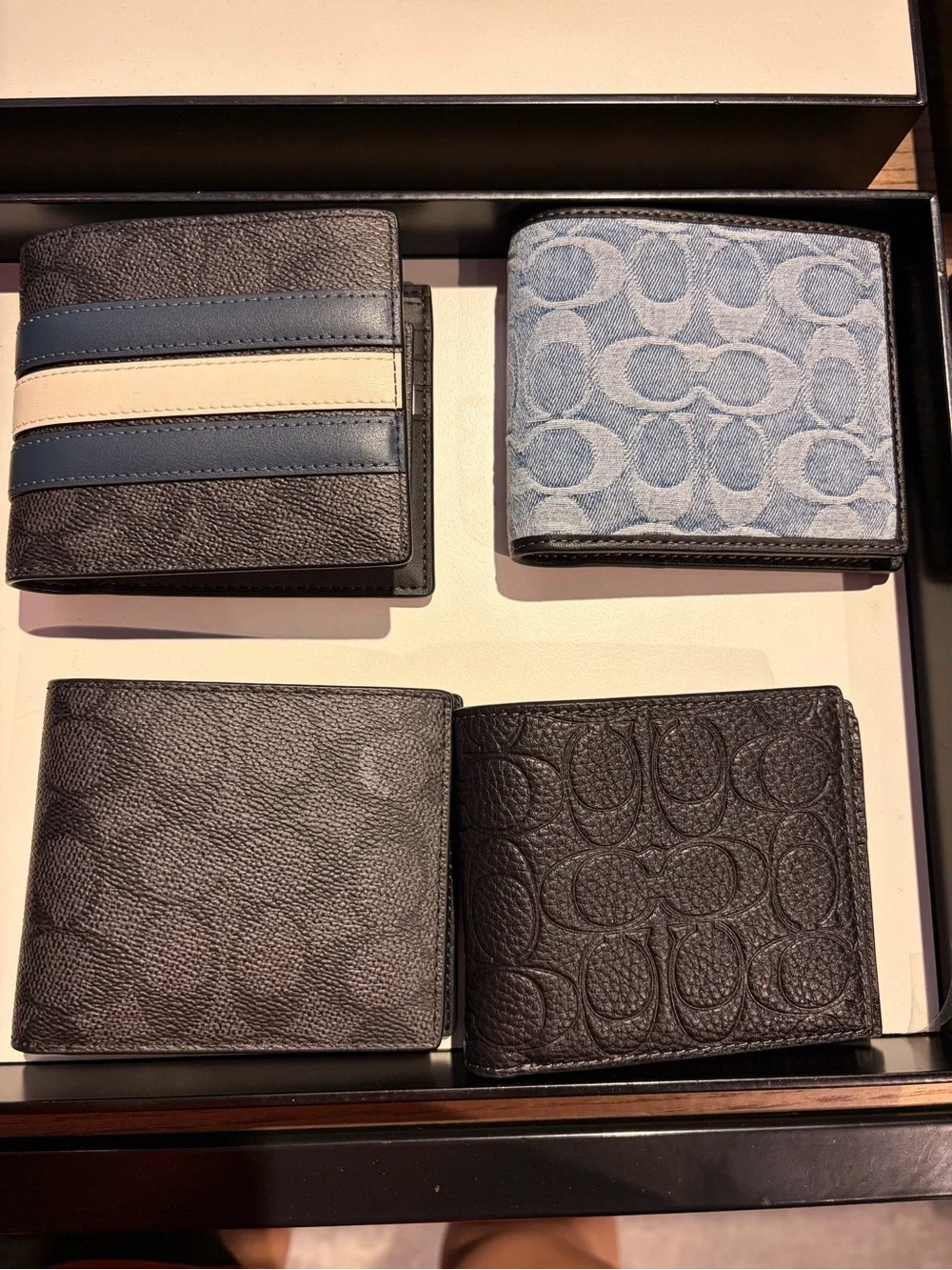 Coach Black Pebble leather tri- Fold Wallet ID case multi card new with tag